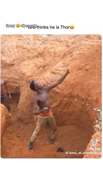 Let's begin the month with a little laughter.😂😂
Why is it that most falls have to do with looking...