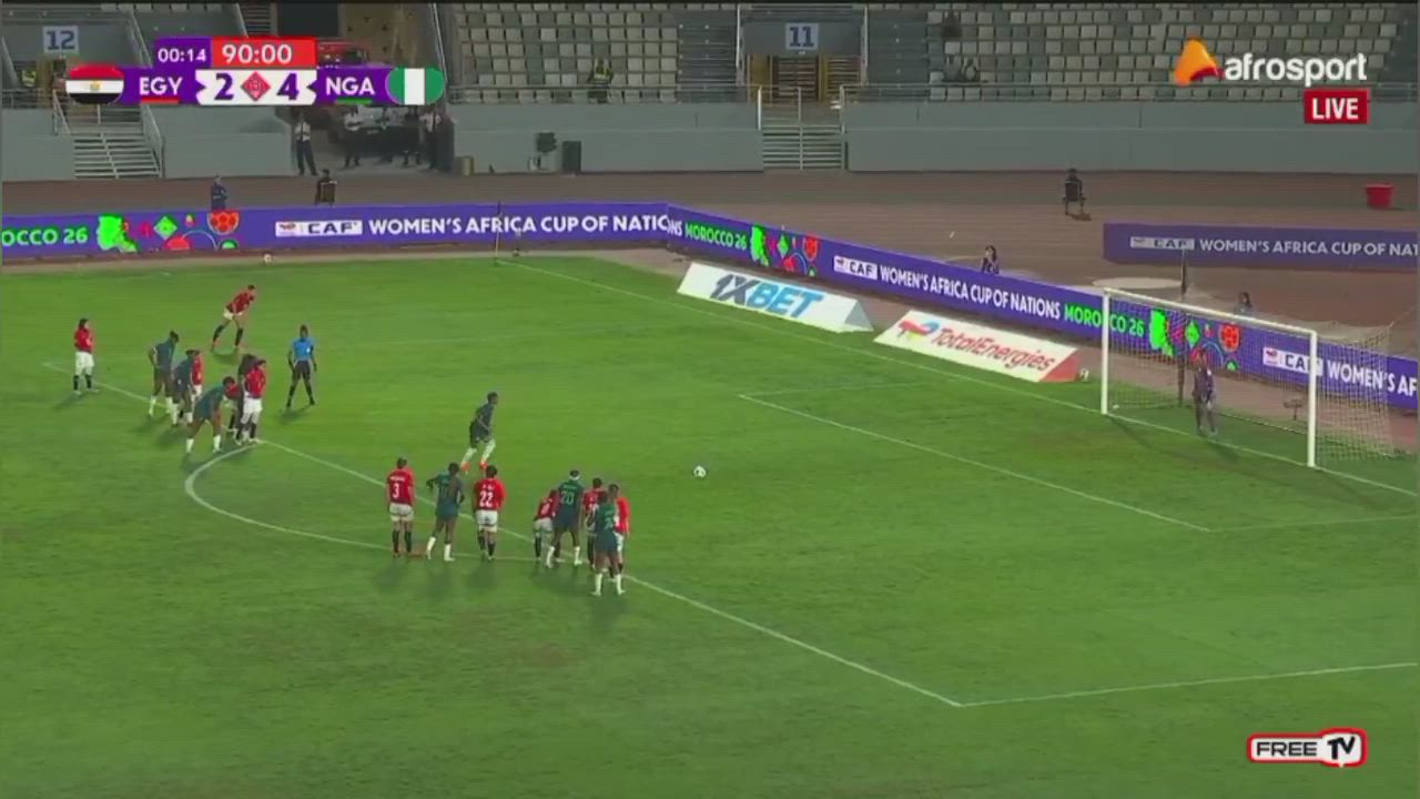 The Super Falcons' Captain scored too 👑

⏱️91' 🇪🇬 Egypt 2 - 5 Nigeria 🇳🇬

VAR called the referee to...