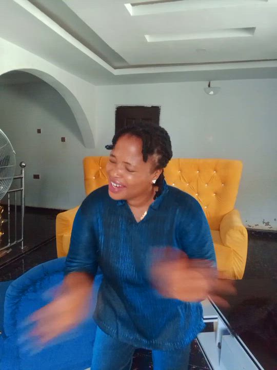 If there is no Sunday video, did I even dress up for church? 😂💃🏽

Anyway, enough gist. It is time...