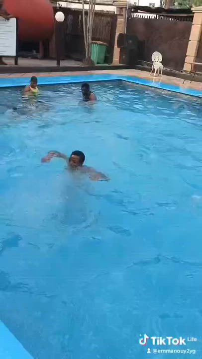 Went swimming 😍💦