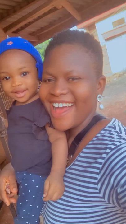 #LekeeLekee 

Happy weekend from me and my heaven baby ♥️
#viral #trending #mumanddaughter