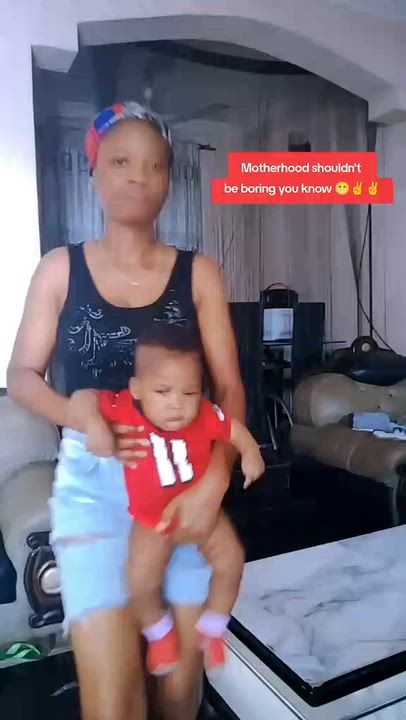 How is motherhood treating you??😁😁